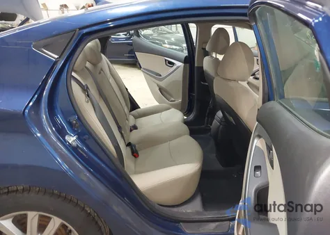 2015 Hyundai Elantra Se z USA, uszkodzony, nr VIN 5NPDH4AE7FH592617